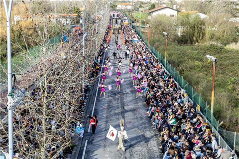 CARNAVAL DE OVAR: CORSOS CARNAVALESCOS DE DOMINGO E TERÇA AINDA COM BILHETES DISPONÍVEIS PARA BANCADA E PEÃO