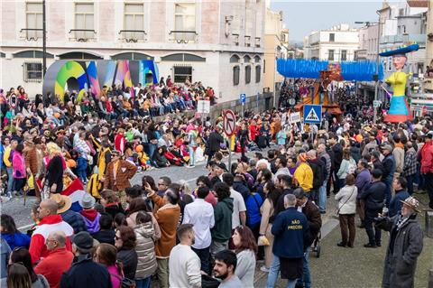 OVAR TRANSFORMA-SE NO REINO DA FOLIA ESTE DOMINGO, NUM DOS MOMENTOS MAIS SINGULARES DO CARNAVAL